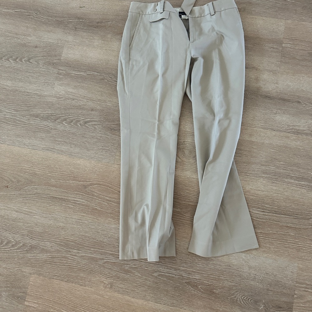 Banana Republic Women’s Dress Pants in Tan